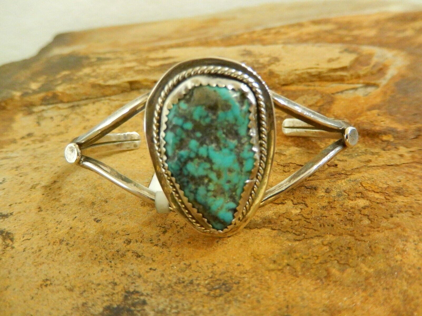 Vintage Large Southwest Sterling Silver .925 & Turquoise Bracelet Cuff 17.05gms