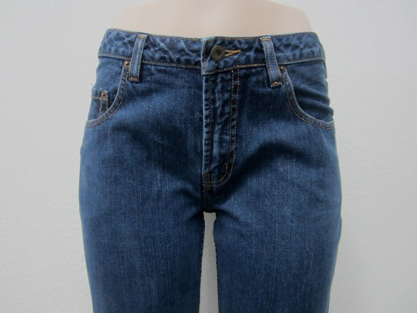 VERY NICE Silver Jeans Womens Mid Rise  Boot Cut Jeans  31 x 30 Medium Dark Wash