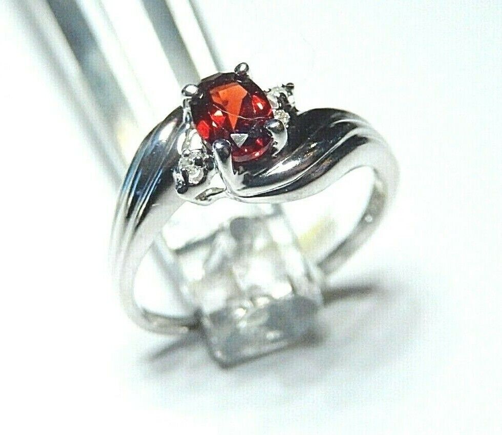 *NWT* 10k White Gold Oval Garnet And Diamond Ring Size 6.5