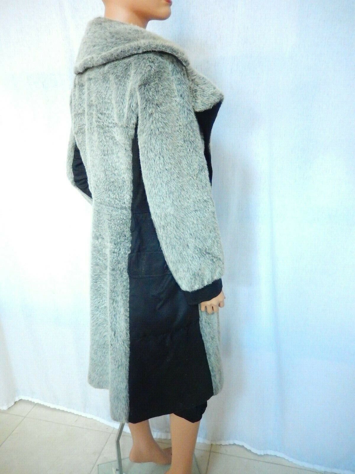 VINTAGE BETTY ROSE  LONG BLACK & GREY FAUX FUR COAT SIZE SMALL
