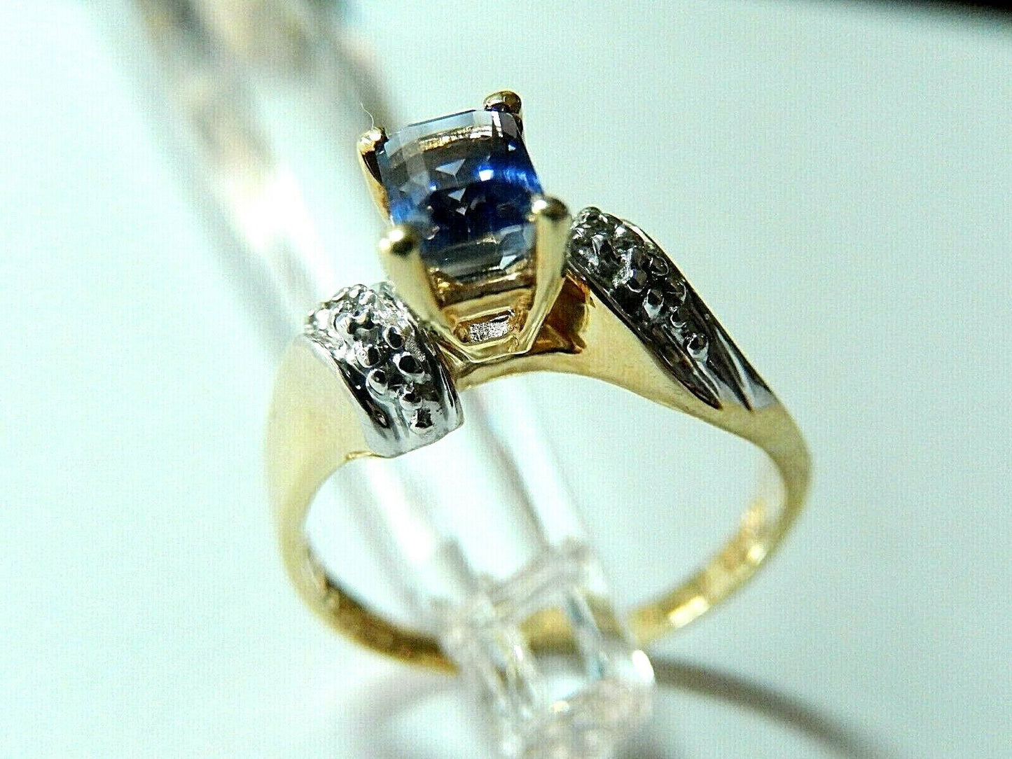 14K Yellow Gold Emerald Shape Tanzanite Center with Diamond Accents Ring Siz 7.5