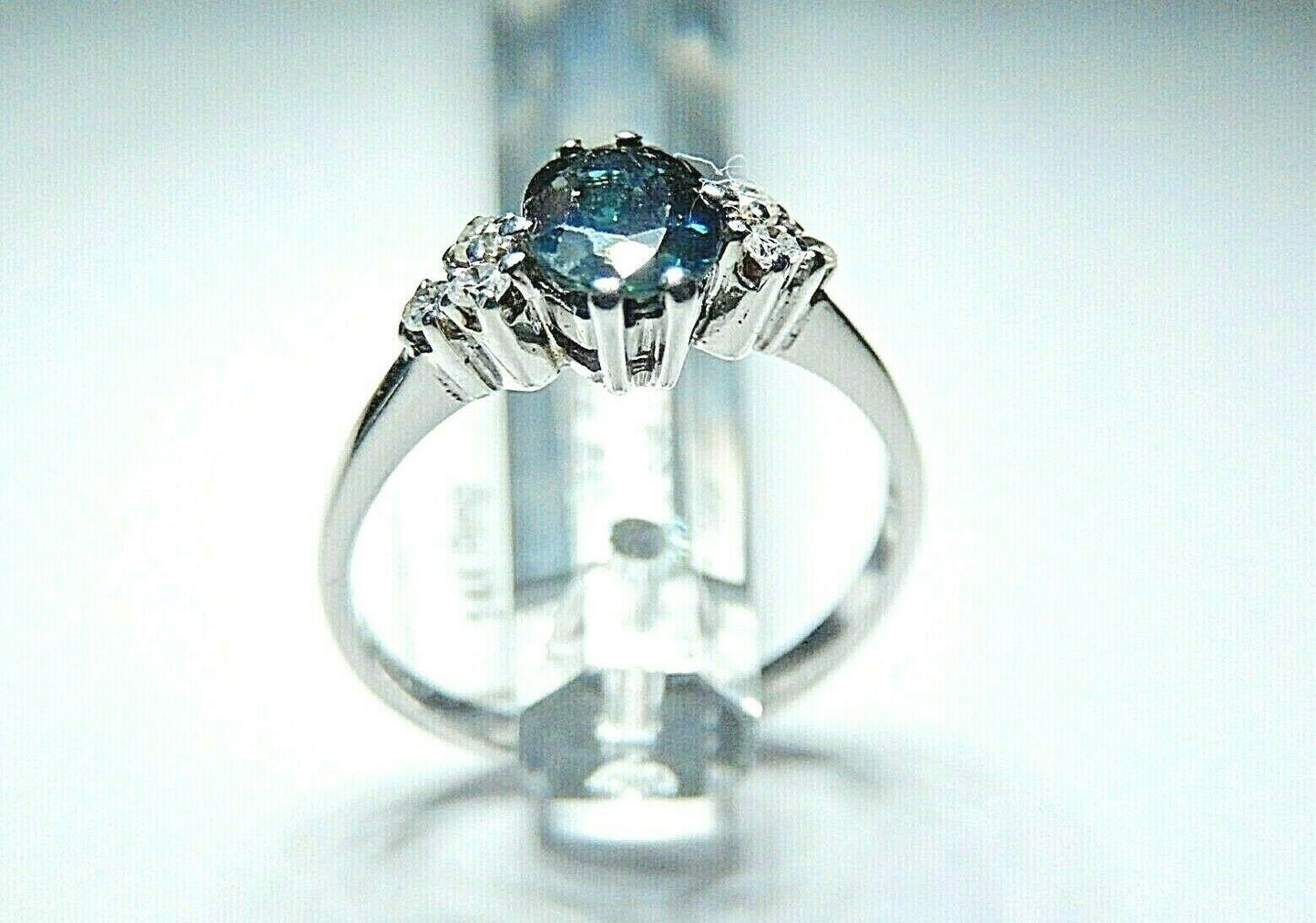*NWT* 14K White Gold .85CT Natural Oval Sapphire & Diamond Ring Size 6.25