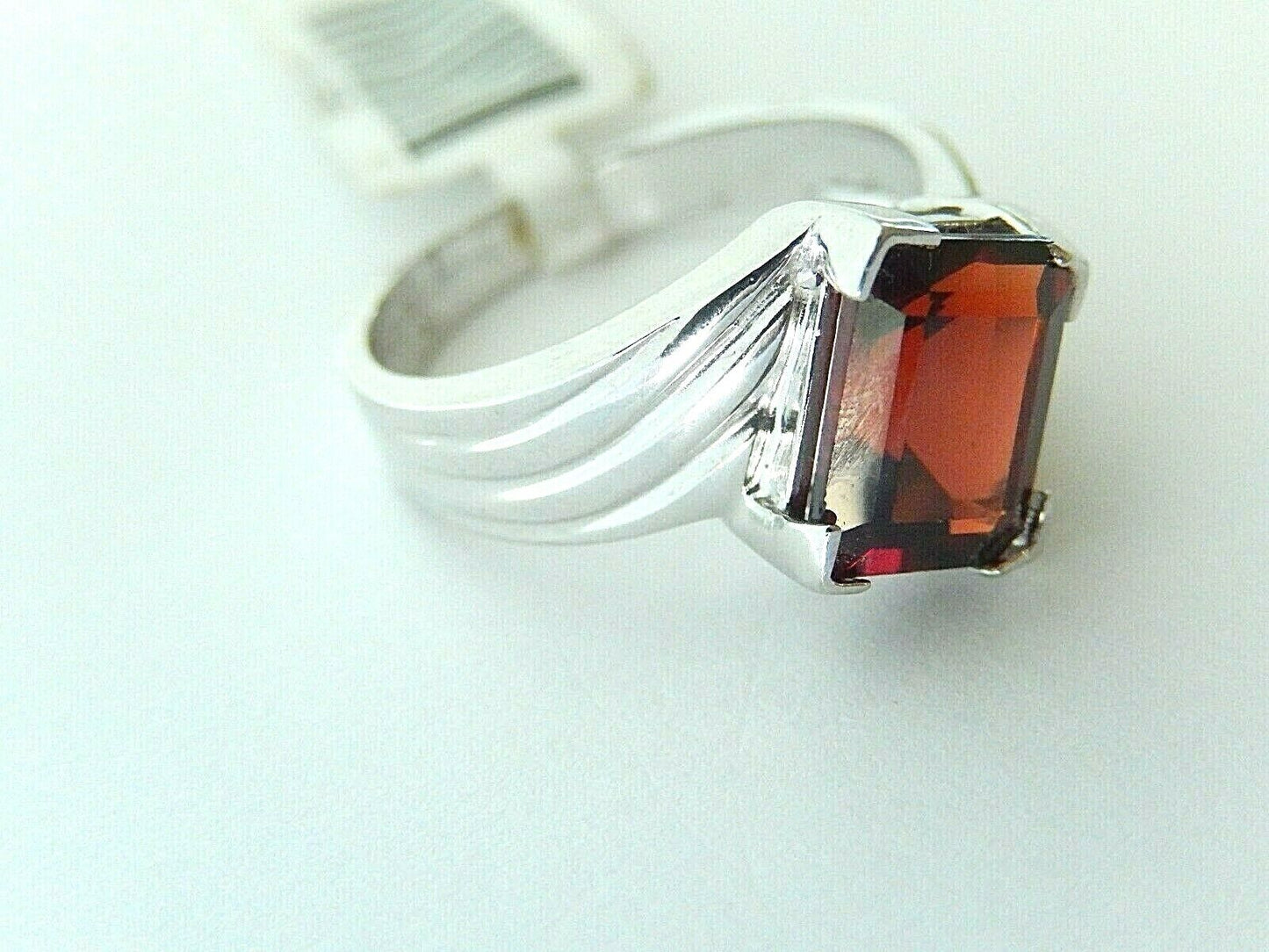 10K White Gold 2.50 CT Emerald Cut January Birthstone Garnet Solitaire Ring Sz 7