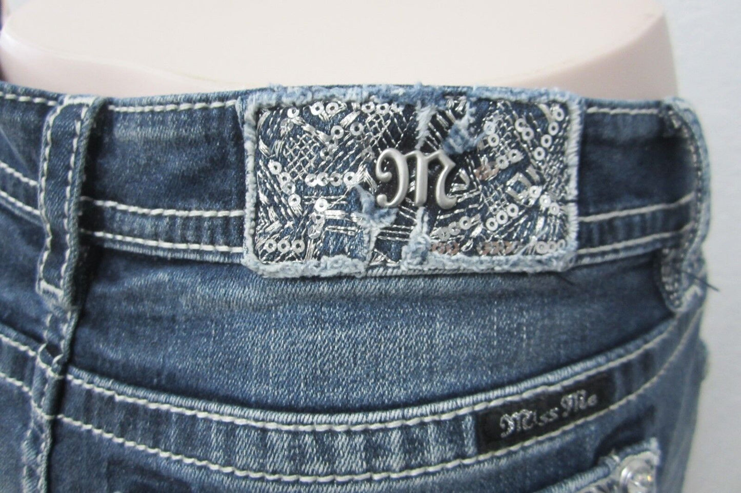 NWT Miss Me Cute Women's Mid Rise Denim Shorts M3196D Size 26 x 6