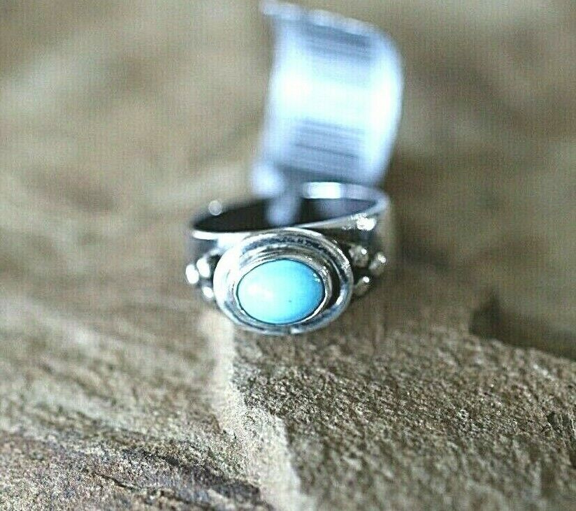 *VINTAGE*  Sterling Silver Native American Navajo Turquoise Ring Size 6