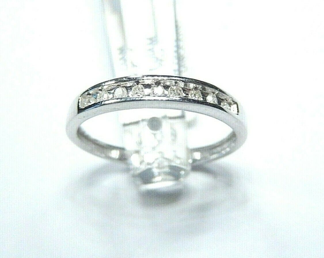*NWT*  14K White Gold .25ct Natural Diamond Wedding Band Ring Size 7.75