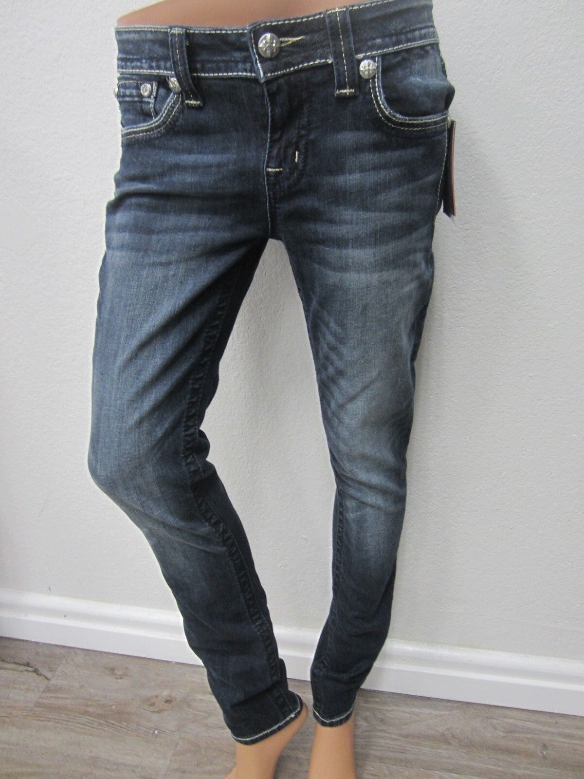 NWT Miss Me Mid Rise Medium Wash Embroidered Wings Skinny Denim M3020S   W26XL30