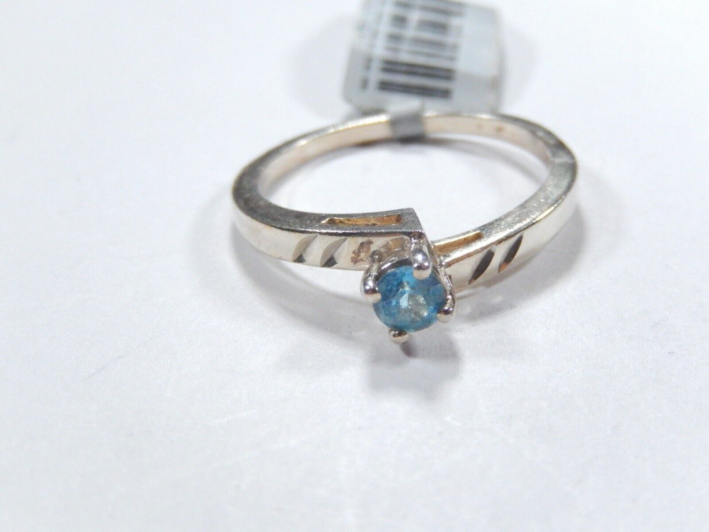Round Blue Topaz Gemstone Solitaire Decorative 925 Sterling Silver Ring Sz 8.75