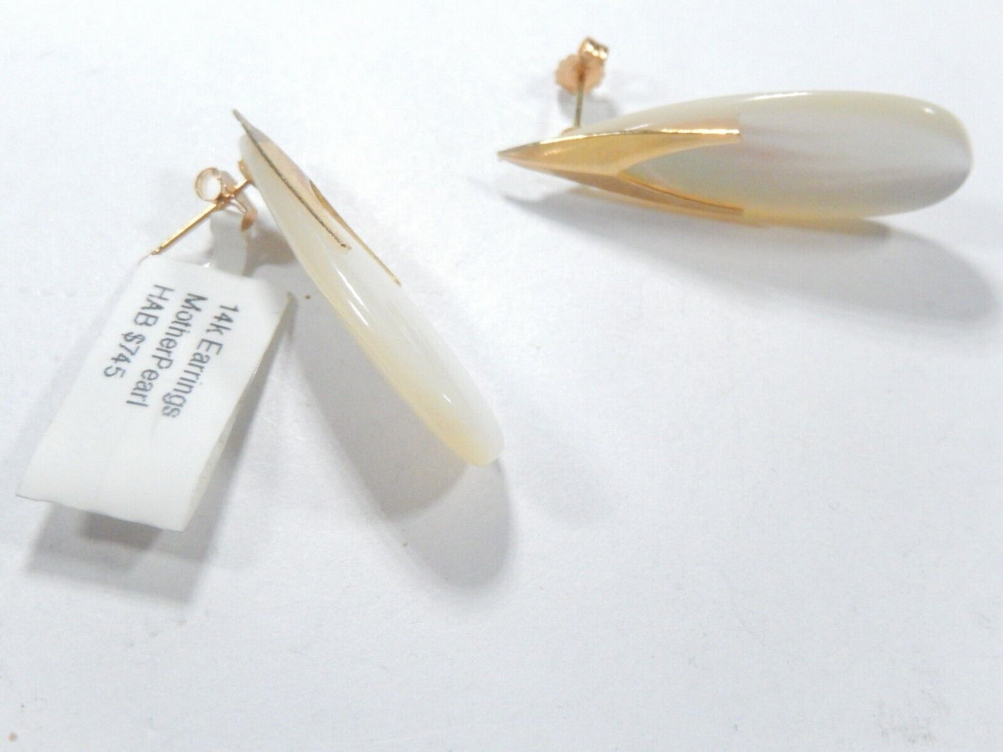 *VINTAGE* 14K Yellow Gold Mother-of-Pearl (MOP) Teardrop Dangle/Drop Earrings