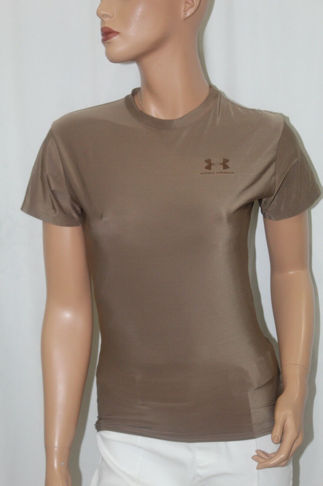 Under Armour Women's Fitted Shirt Size M,  Brown,  Polyester, Spandex, MINT