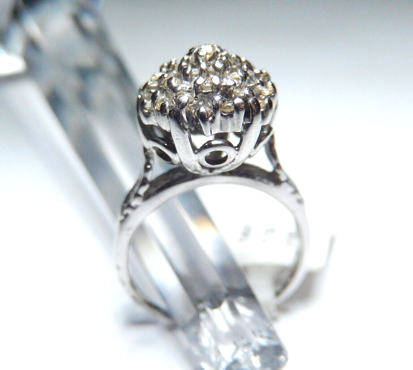 *VINTAGE*   14k White Gold Round .33CT Natural Diamond Cocktail Ring Size 5.5