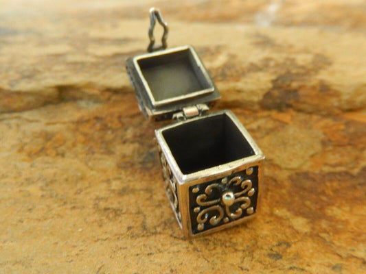 Vintage Art Nouveau Sterling Silver Repoussé Prayer Box Locket Pendant