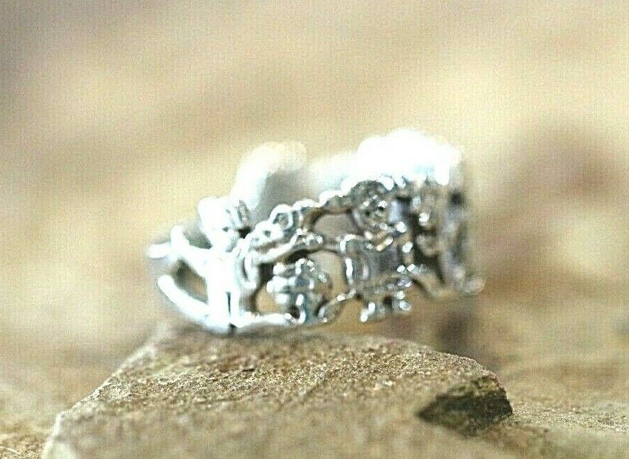 *VINTAGE* Sterling Silver 925 Children Playing Band Ring Size 9.5