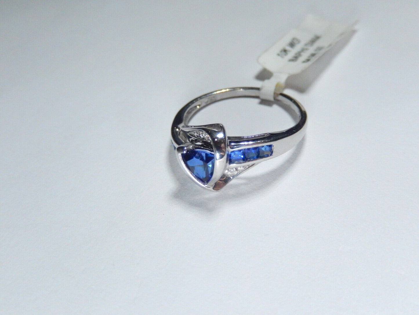 *NWT* 10k White Gold Lab Created Trillion Sapphire And Diamond Ring Size 7.25