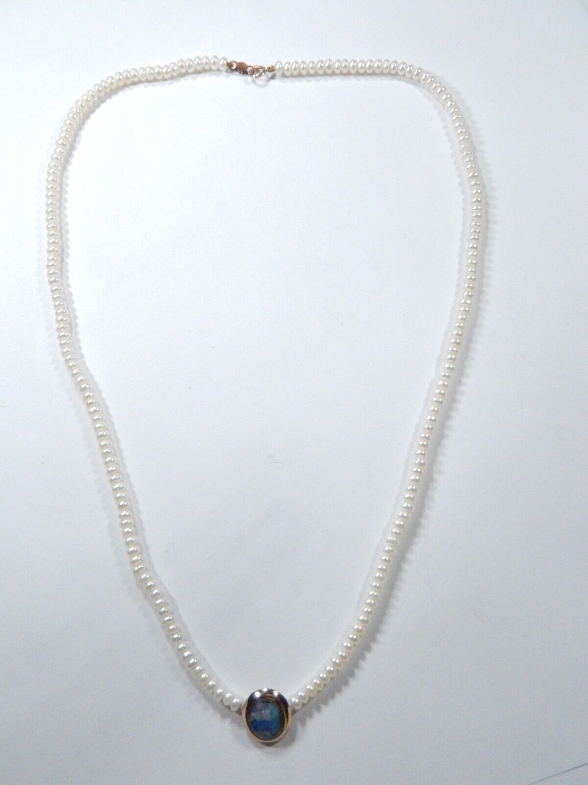 *VINTAGE* 14K Yellow Gold Mosaic Opal Triplet Pendant /18" Button Pearl Necklace