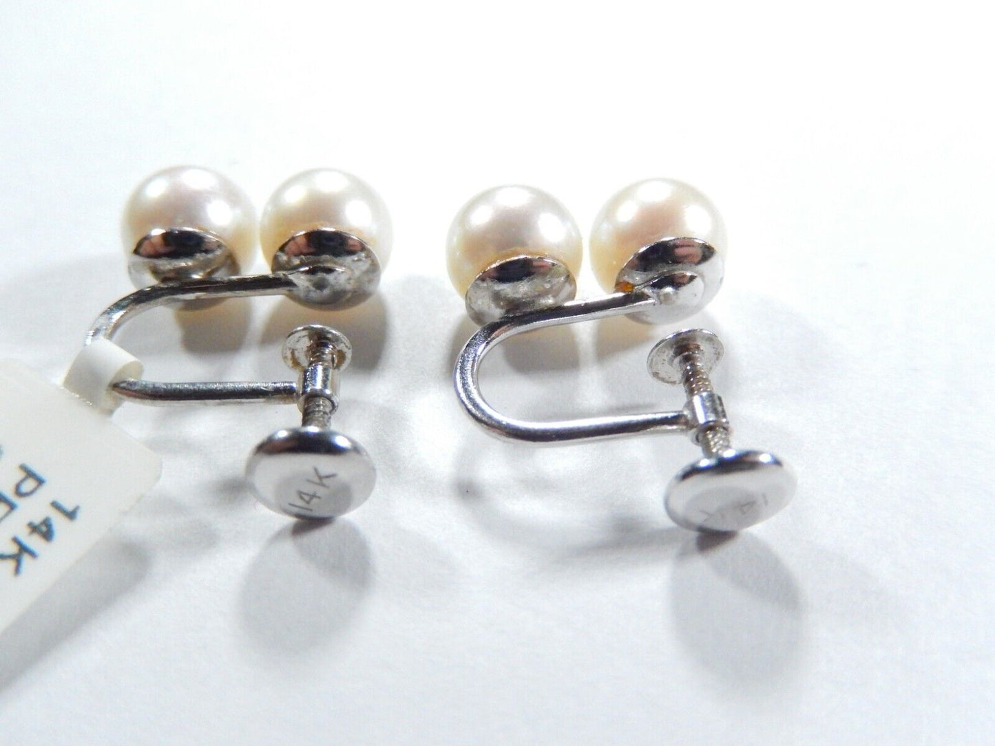 *VINTAGE*14K WHITE GOLD 6.5 MM CULTURED PEARL EARRINGS Screw back Non Pierced