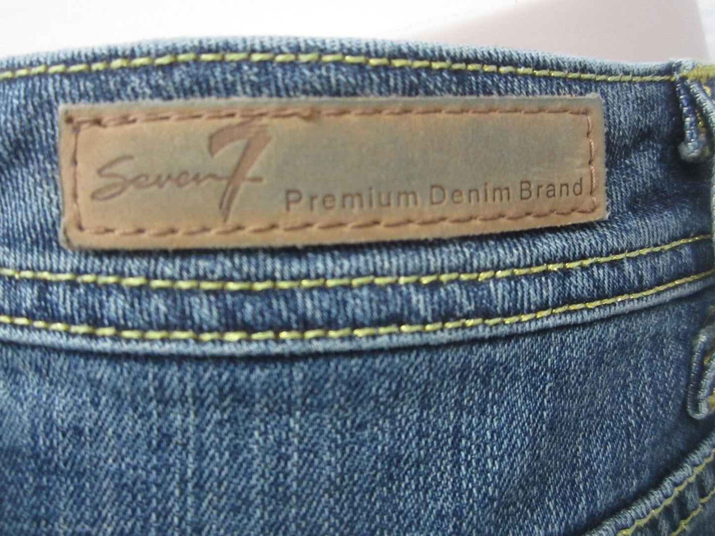 VERY NICE Women Seven7 Classic Flare Stretch Denim Mid Rise Jeans Sz 16 x L31