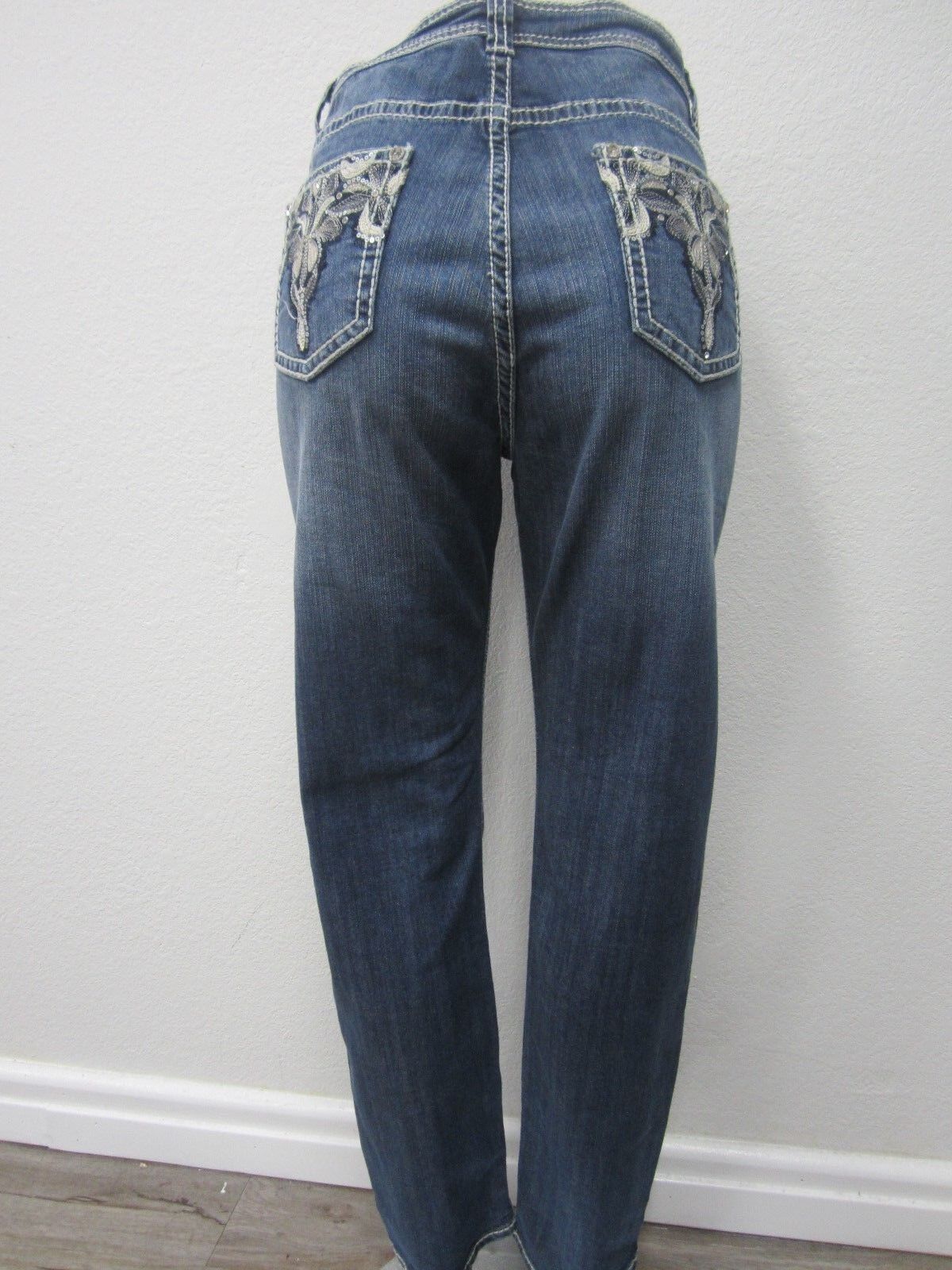 NWT REBA LUPITA SKINNY CRYSTAL WOMEN'S INDIGO  JEANS SIZE 6X 31 INSEAM  $88.00