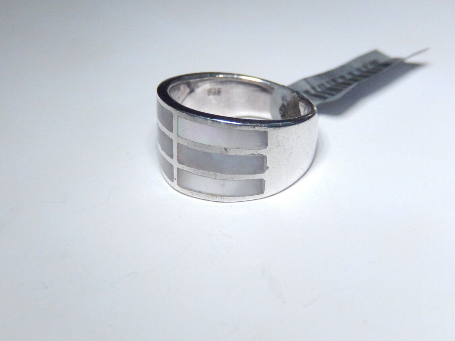 *VINTAGE*  Sterling Silver 11 mm Wide Band Inlay Mother of Pearl Ring Sz 6.5