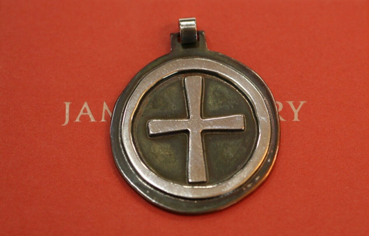 * VERY RARE* James Avery  Large Circle 925 Cross On Copper 1973 Pendant 19.4 Gms