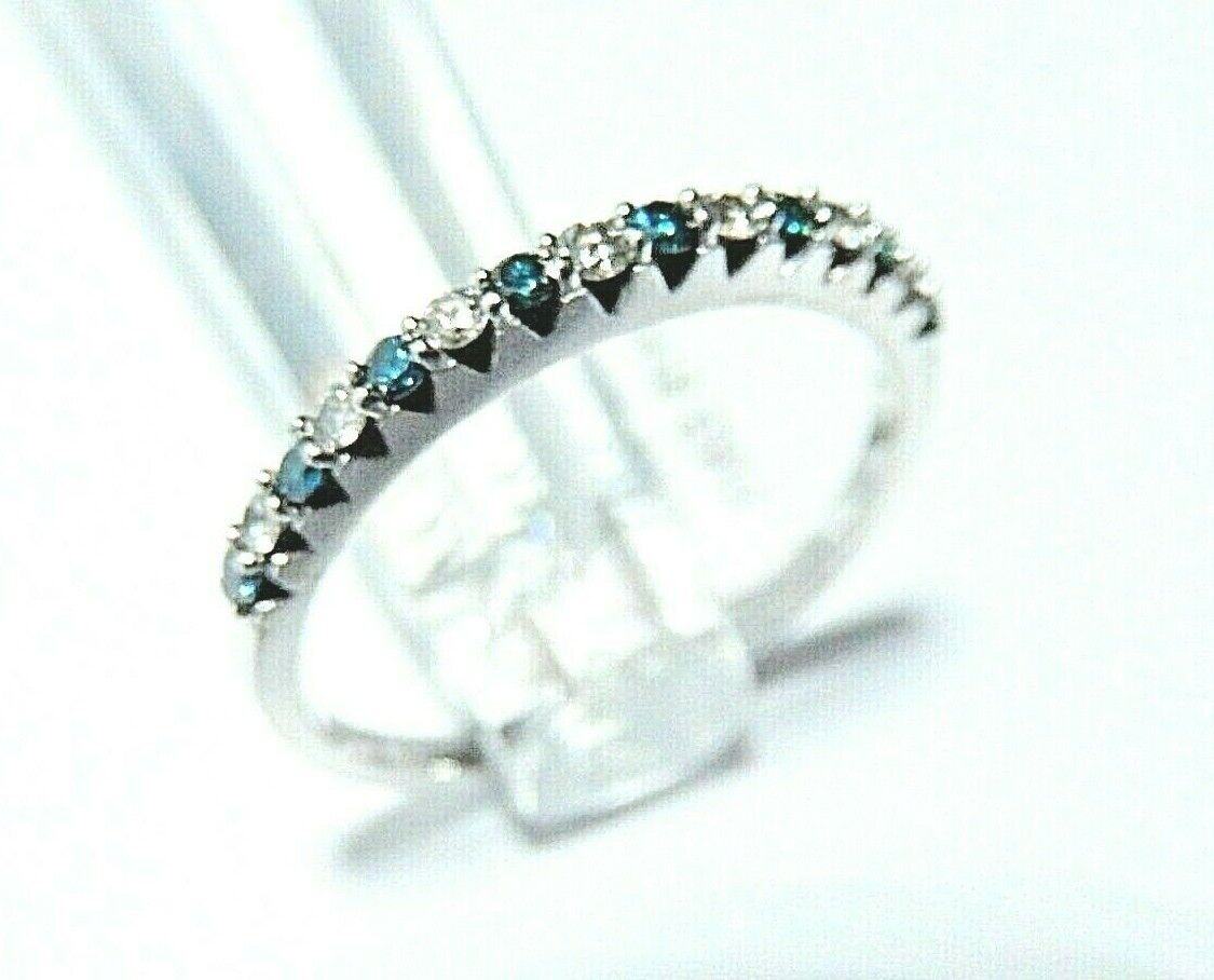 *NWT* 14k White Gold .25CT VS Diamond & Green Emerald 2mm Wide Band Ring Sz 7.25