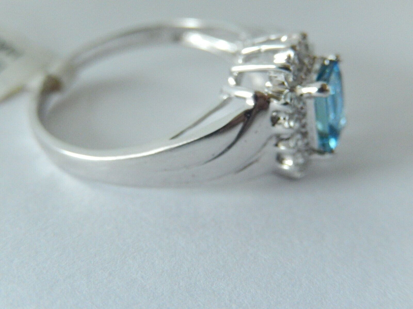 14K WHITE GOLD EMERALD CUT BLUE TOPAZ & DIAMOND HALO RING Sz 7.5