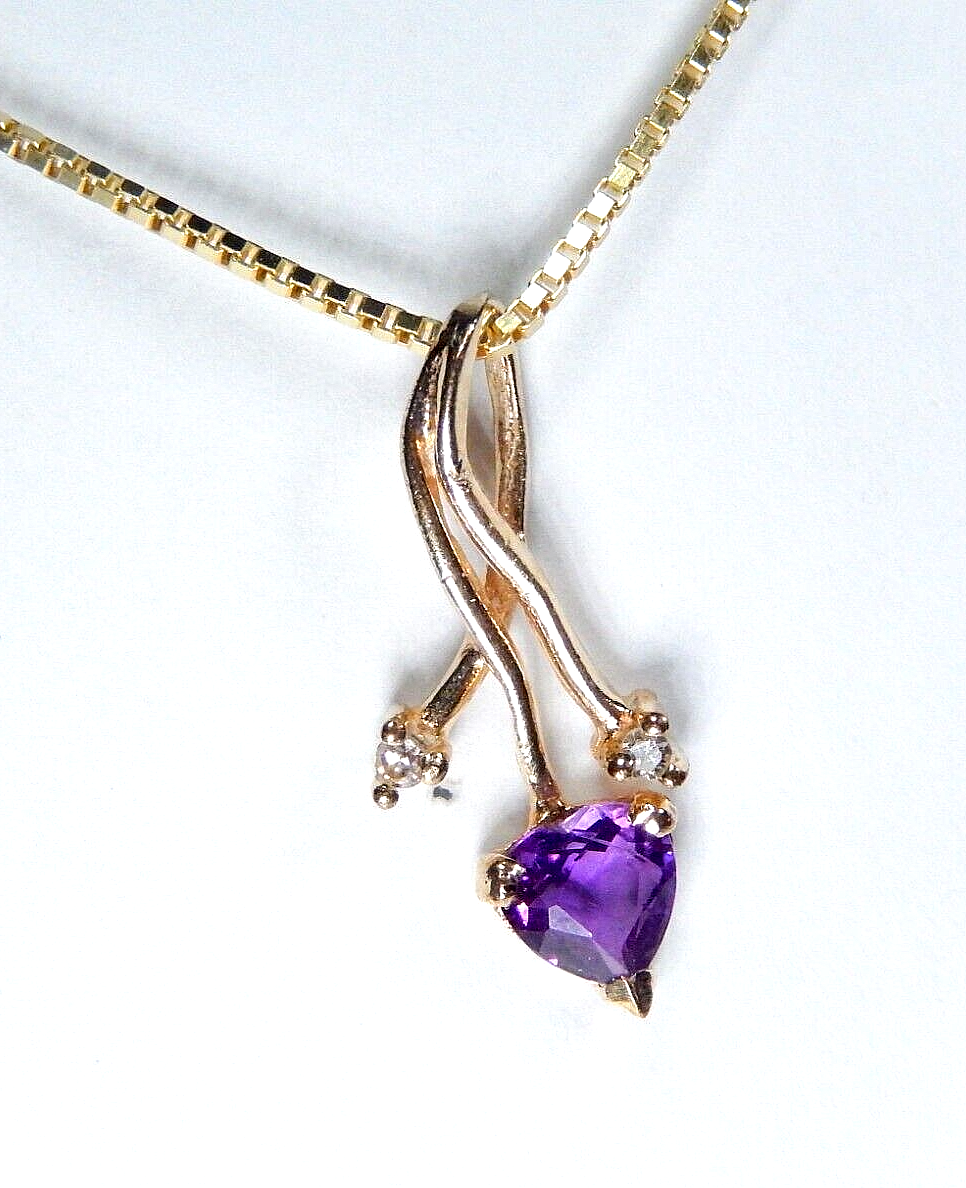 *VINTAGE*14k Yellow Gold Heart Shape Amethyst and 2 Diamond Pendant w/ 18" Chain