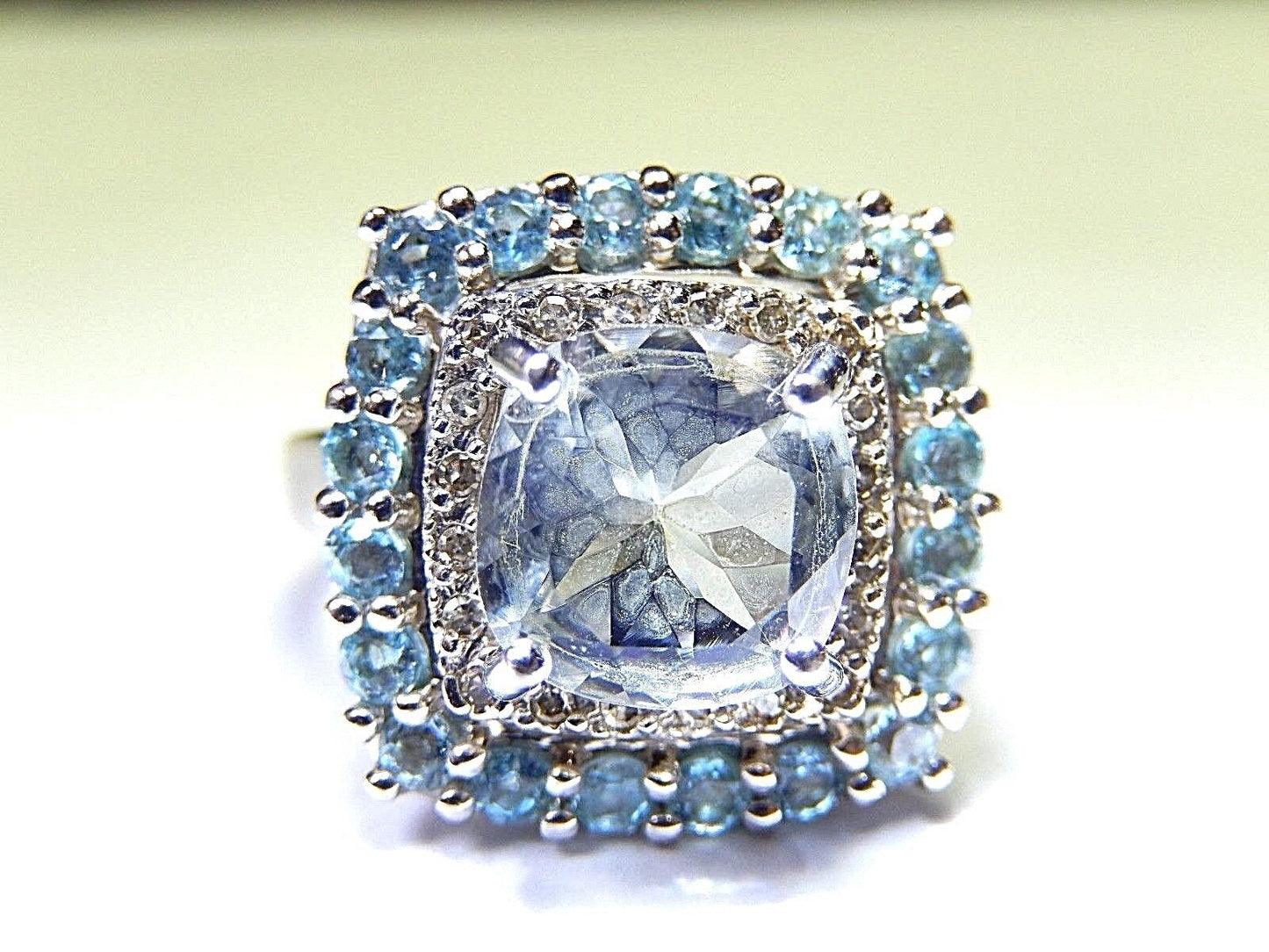 *NEW* 10k White Gold Diamond & Blue Topaz Fashion Ring December Birthstone 71/4