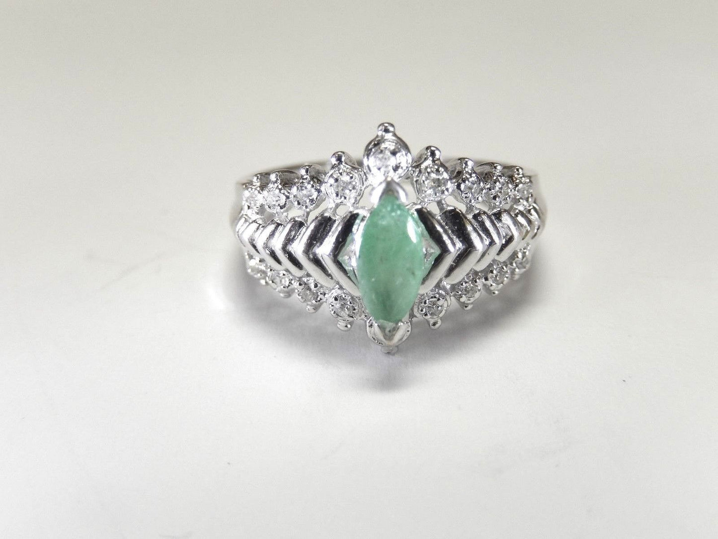 Emerald & Natural Diamond 10k White Gold Solitaire Engagement Ring Sz 7.25