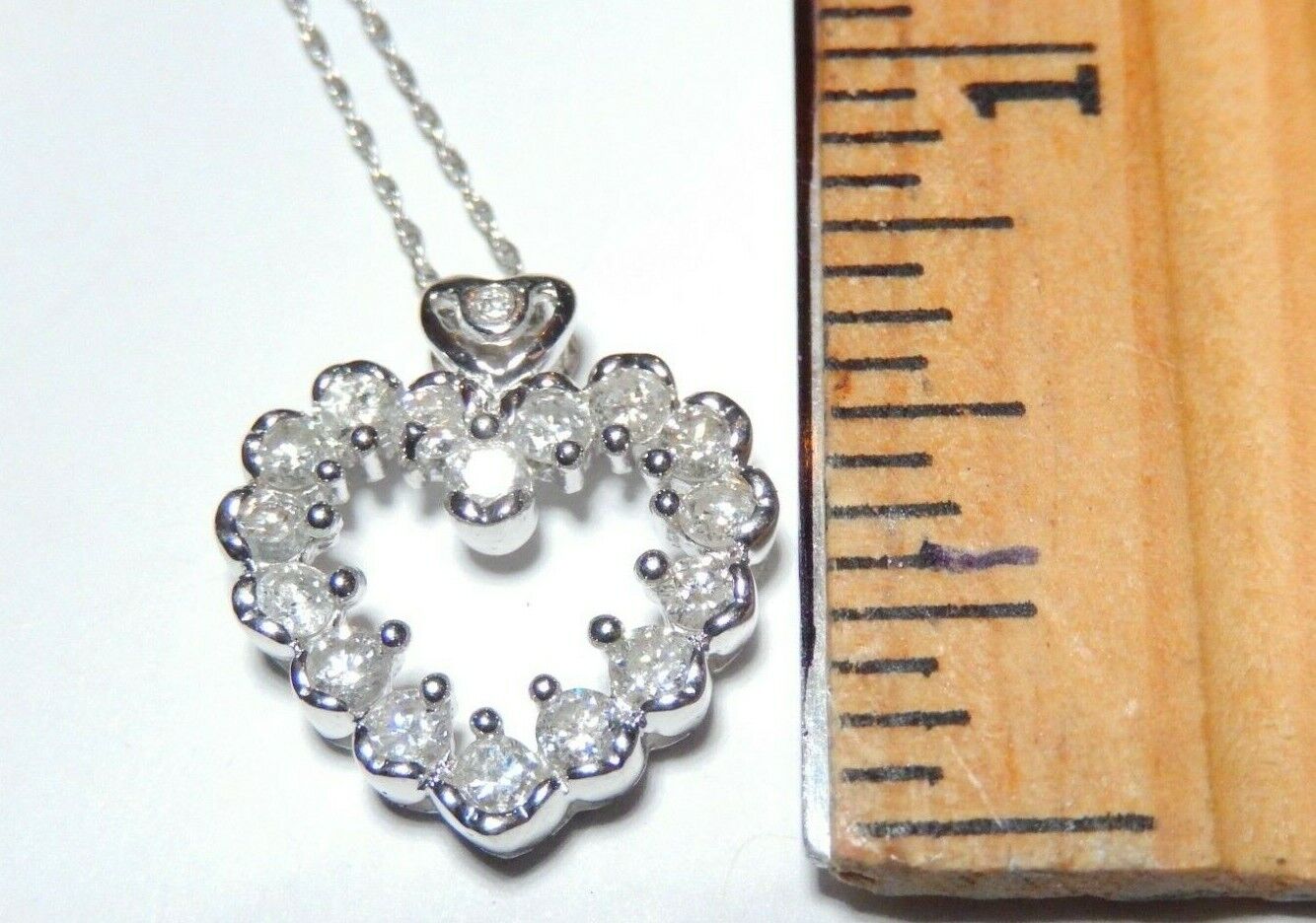 *NWT* 10K White Gold 1CT Diamond Stunning Heart Necklace Pendant w/14K 18" Chain