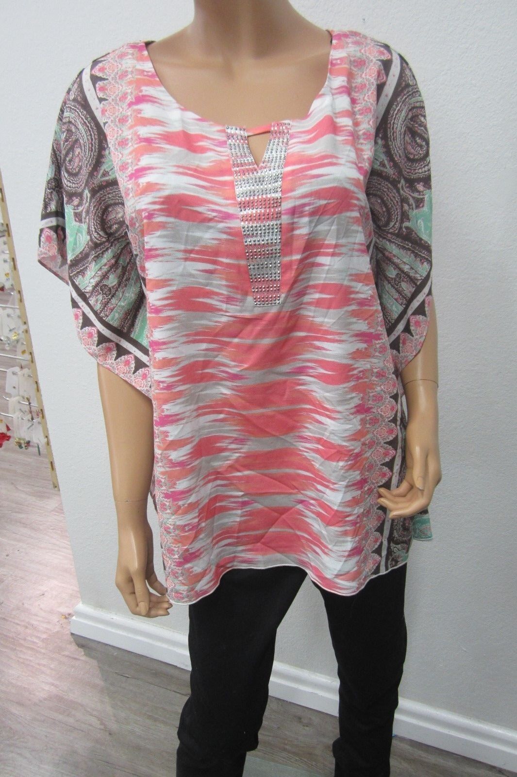 *NWT* VALERIE STEVENS Womens Tunic Top  Pink Flare  Sleeve Embellished  Sz L/G