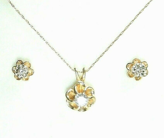 *VINTAGE*  14K Yellow Gold Matching Diamond Stud Earrings & Diamond Pendant 22"