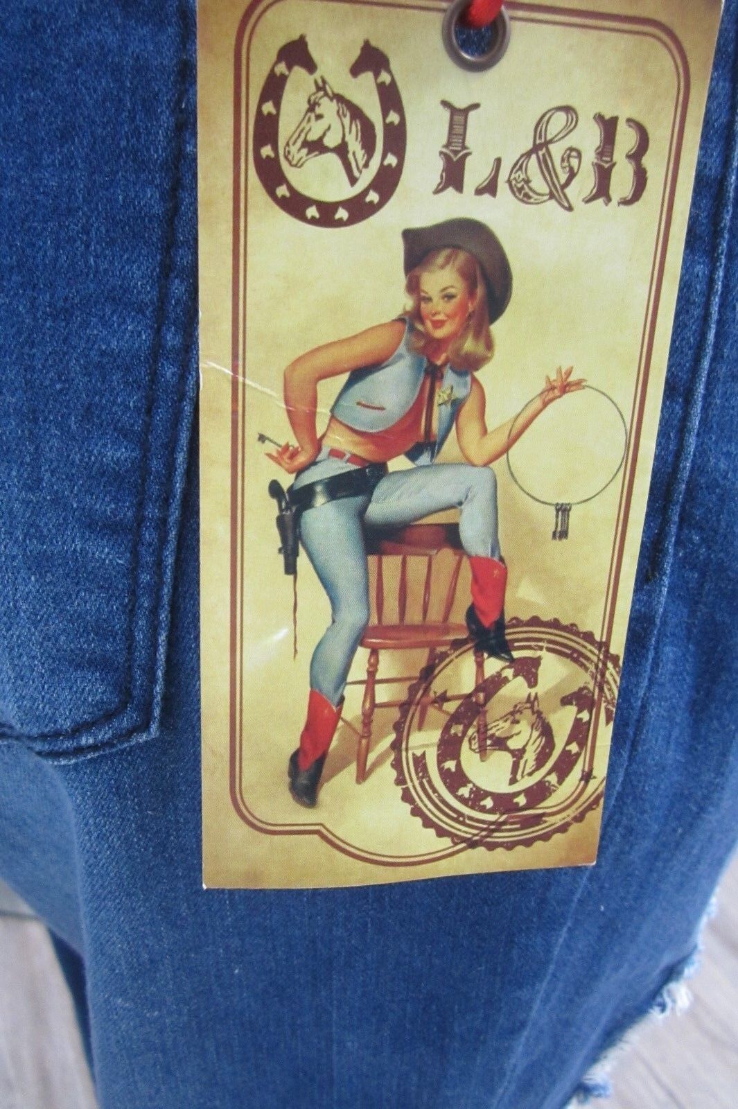 *NWT*  L&B Lucky and Blessed Womens Destroyed Denim Jeans Size 16 x 27L