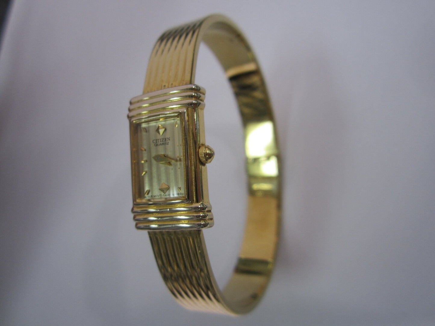 Citizen Japan Gold Tone Ladies Watch 5421-S65688  Size 6.75"