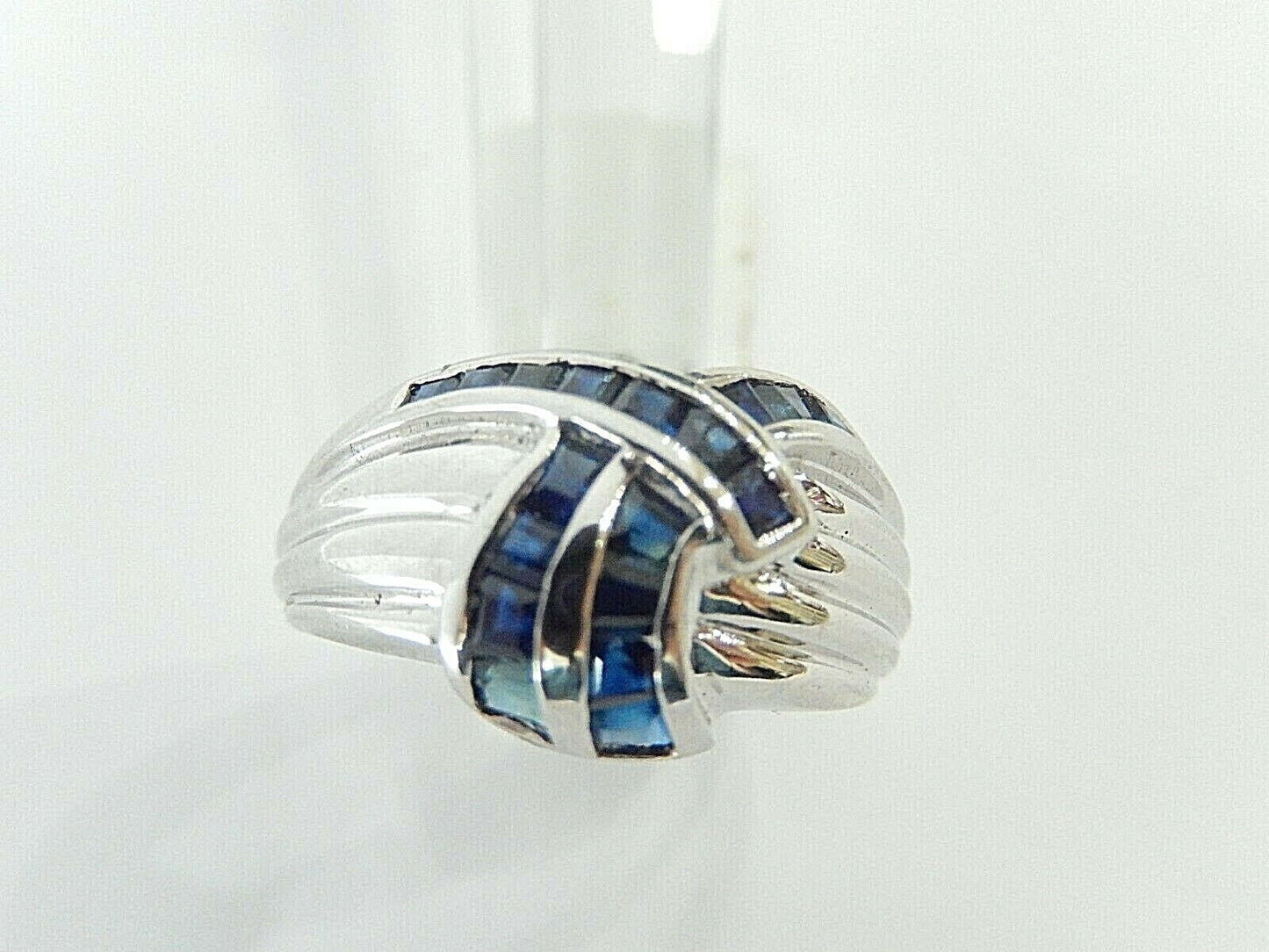 *STUNNING*  14k White Gold  Princess Cut Blue Sapphire Ladies Modern Ring Sz 6.5