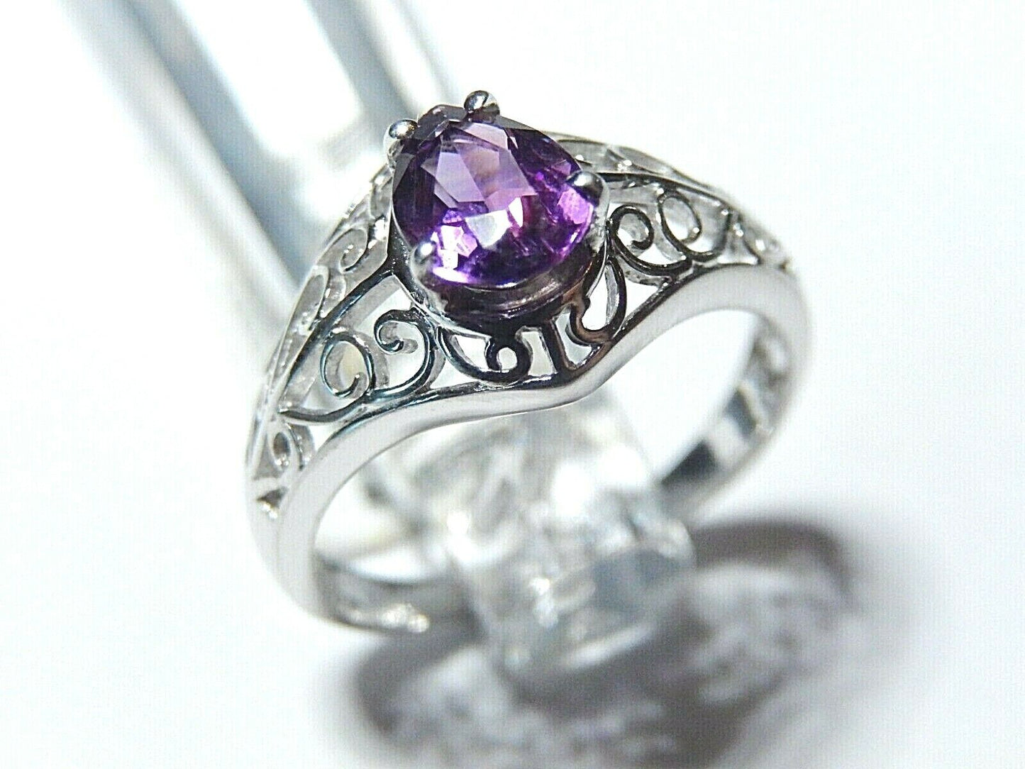 *NWT*  10K White Gold Pear Shape Deep Purple Brazilian Amethyst Solitaire Ring