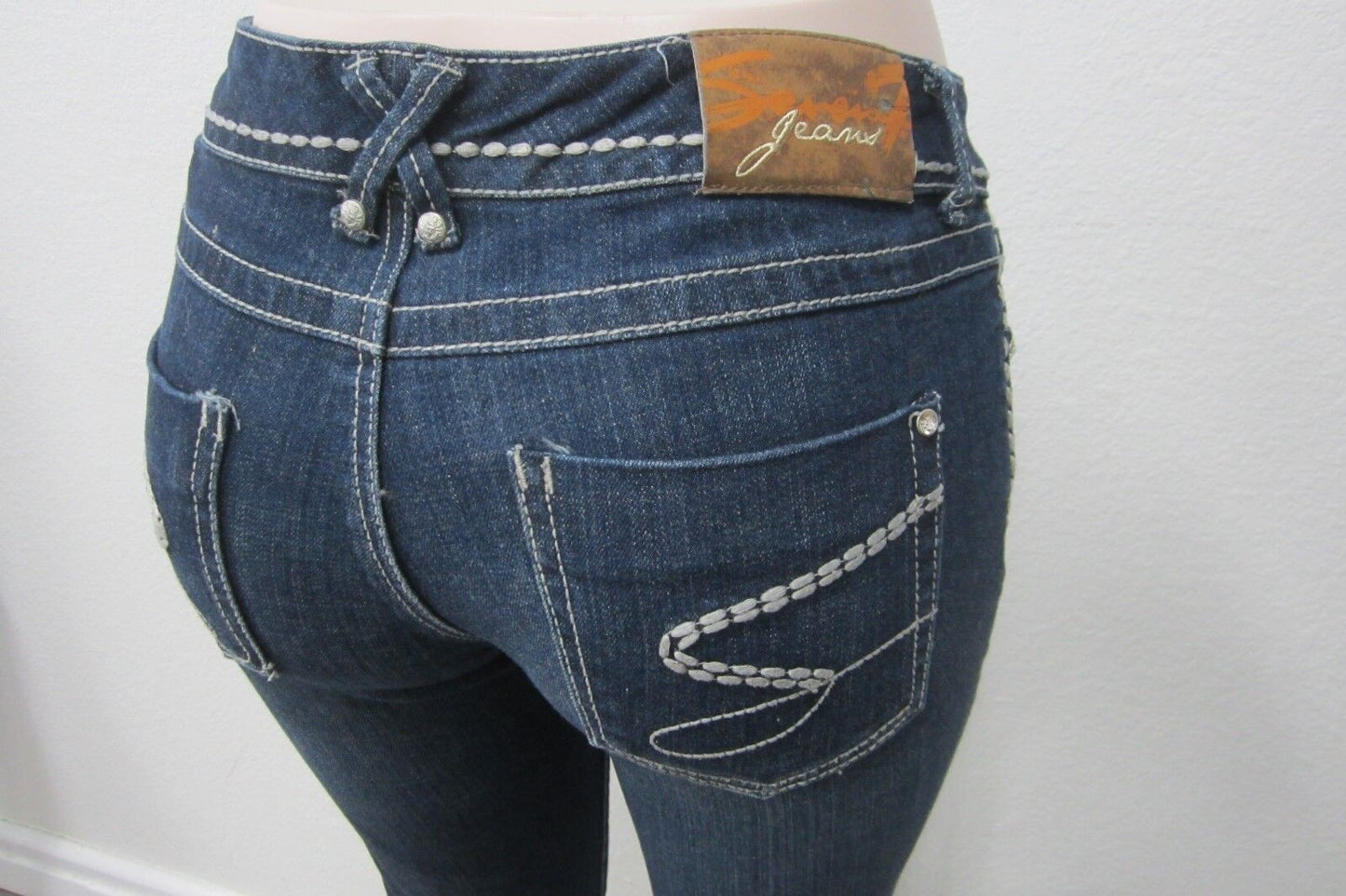 NWOT Seven 7 Women’s Jeans Slim Dark Denim Stretch Size W29 x L28