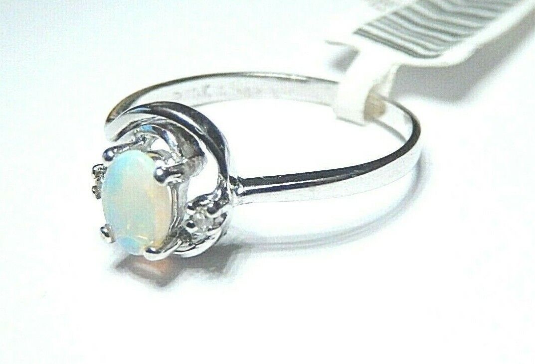 *NWT* 10k White Gold Oval Opal And Diamond Ring Size 6.5