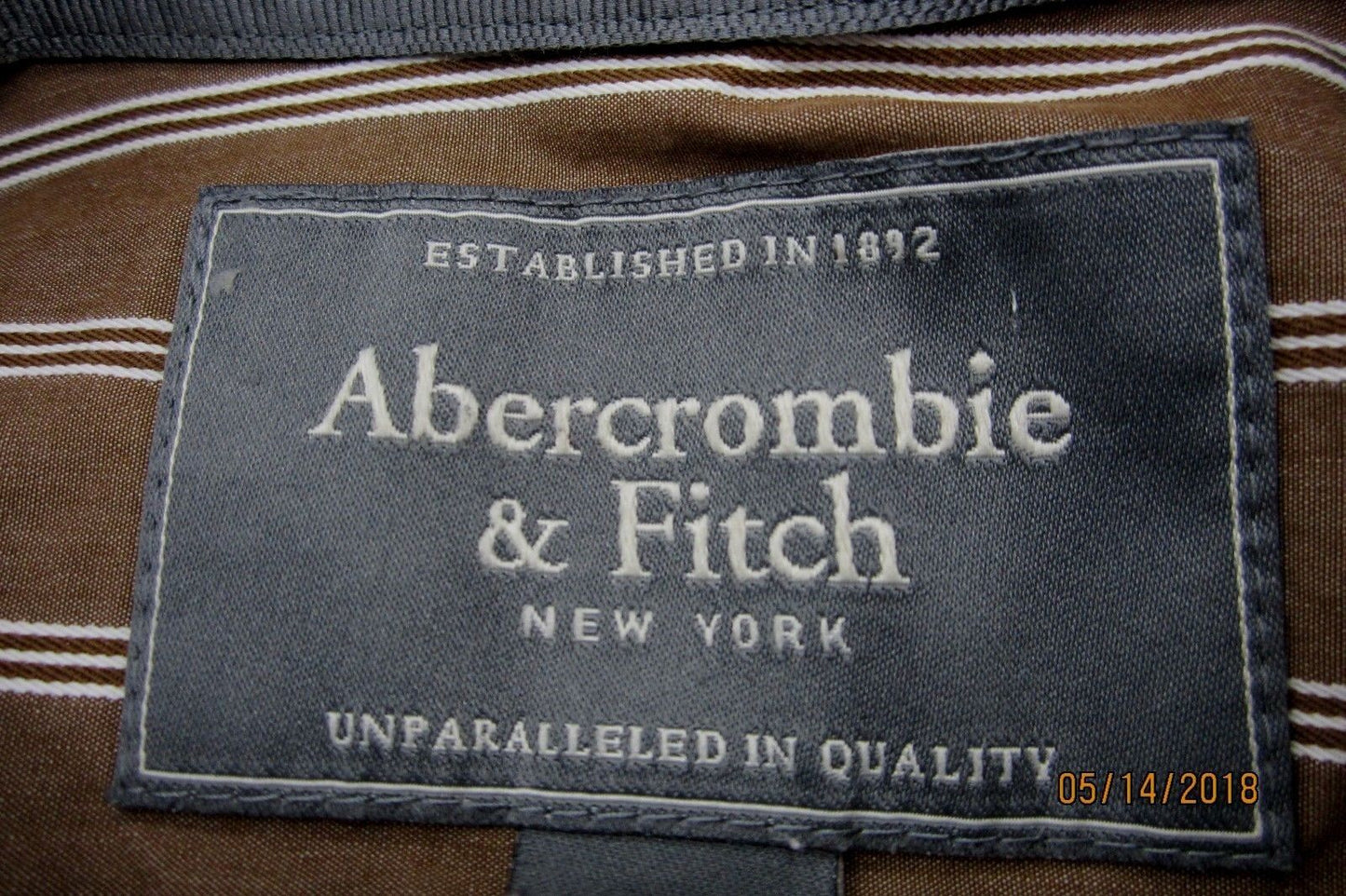 NICE Abercrombie & Fitch Muscle Stripe Button Up Shirt Mens Size Large