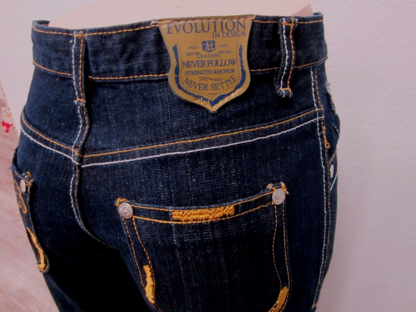 NWOT Evolution In Design Women's Dark Denim  Blue Jeans Size 20  x  28L