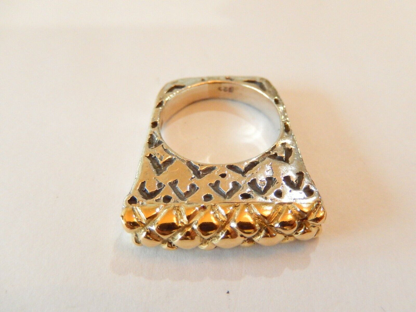 *VINTAGE* Heavy Sterling Silver 925 & 18K Yellow Gold Designer Inspired Ring 7.5