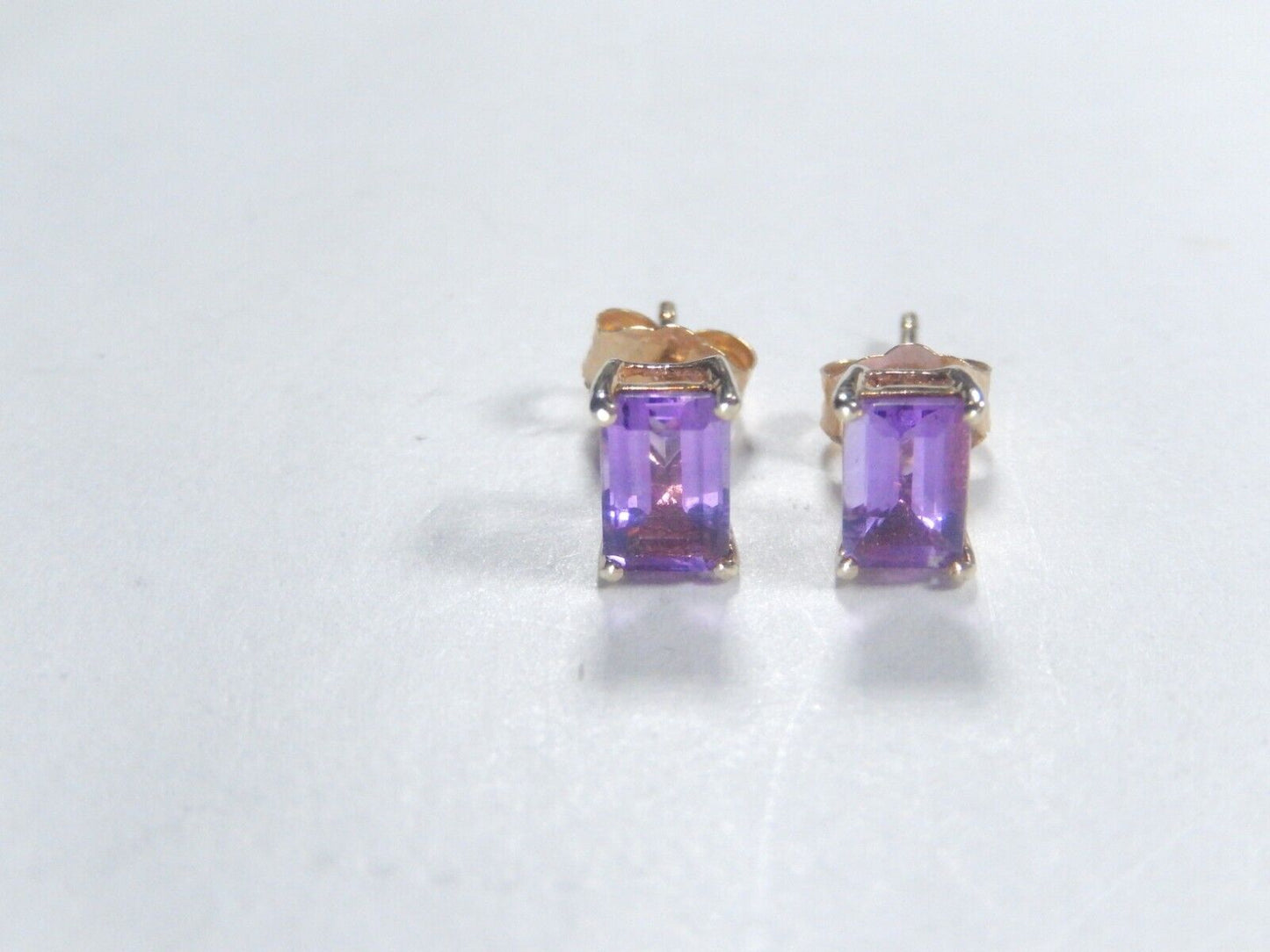 *VINTAGE* 10K Yellow Gold Emerald Cut Royal Purple 1.50CT Amethyst Stud Earrings