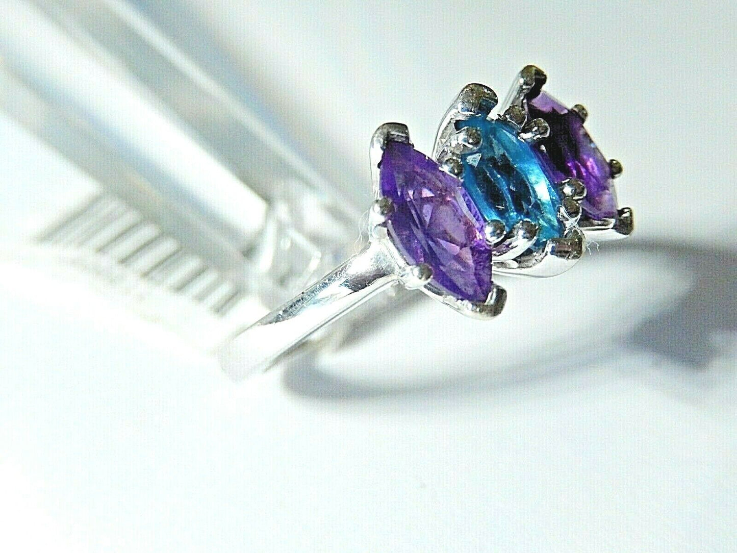 *VINTAGE*  14K White Gold Genuine 1.25CT Amethyst & Blue Topaz Ring Size 6.75