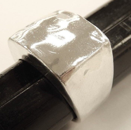 Vintage 925 Sterling Silver Wide Hammered Ring Size 7.5