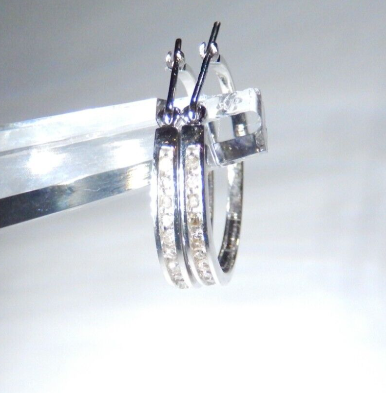 *NWT* Women's 10K White Gold 1/5CT Channel Set Diamond  Hoop 22mm  Earrings