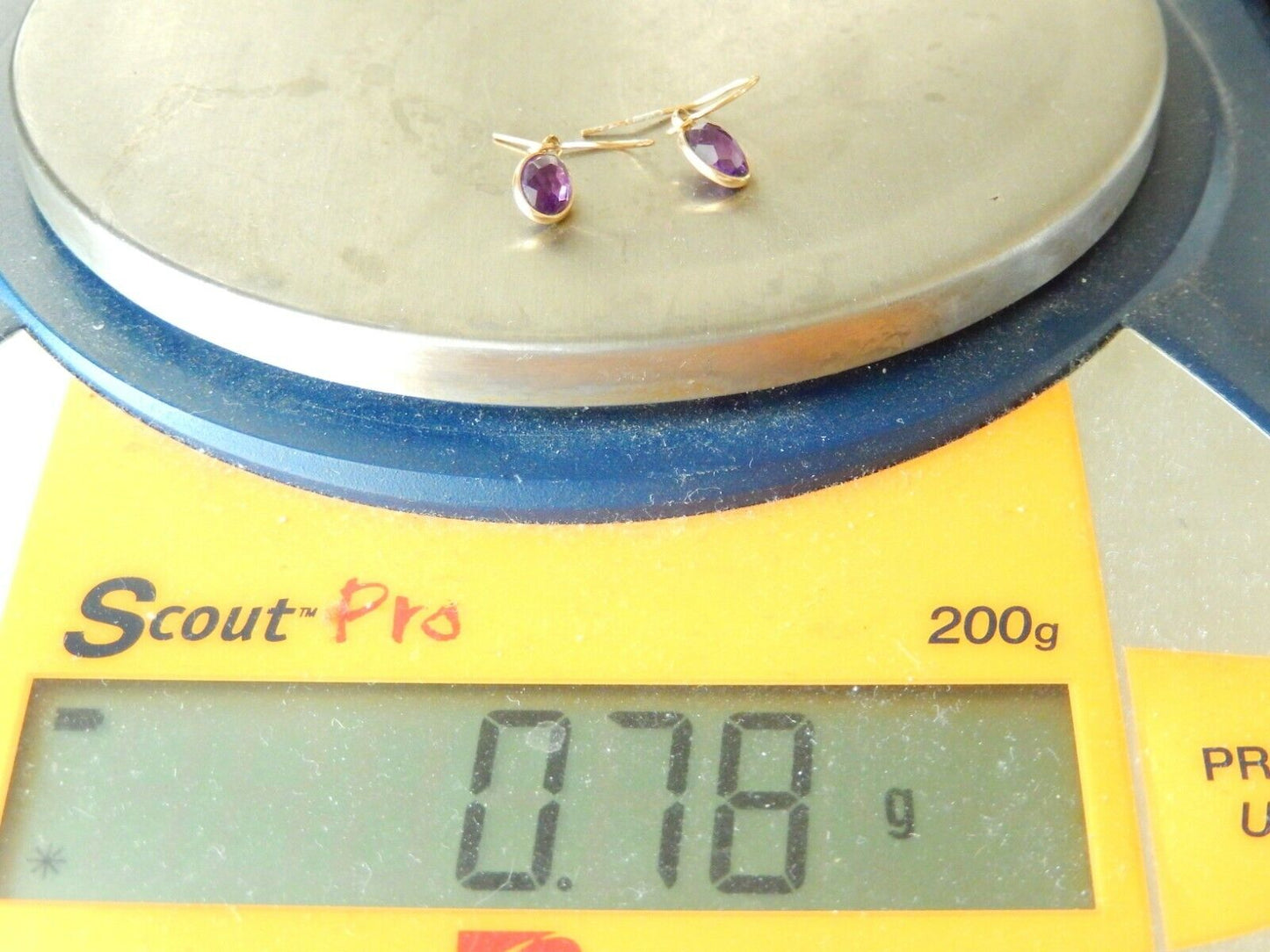 *VINTAGE*  14K Solid Yellow Gold French Ear Wire Earrings 7x5mm Oval Amethyst