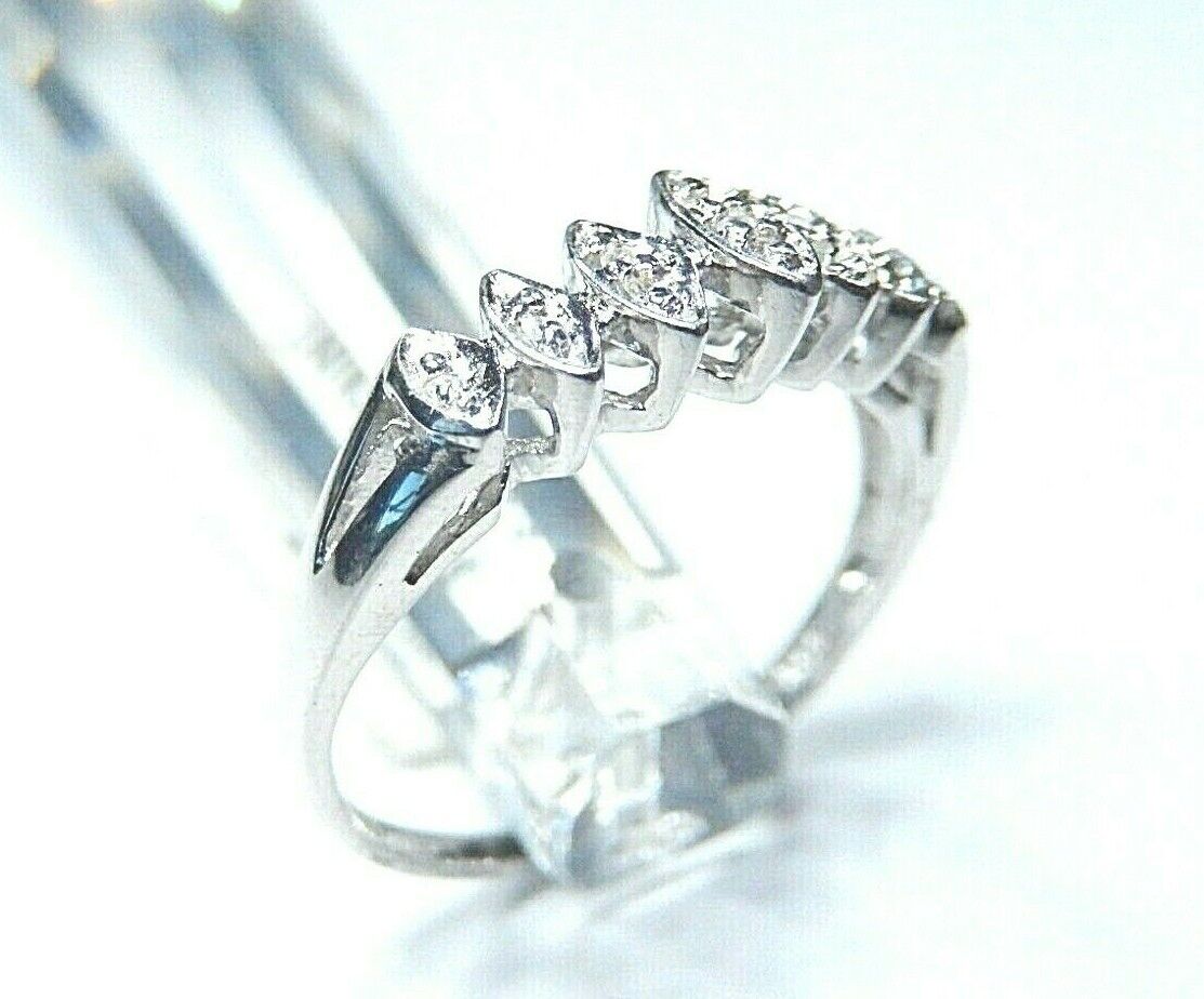 *NWT* 10kt White Gold 11 Round Diamond Marquise Setting Band Ring Size 6.75