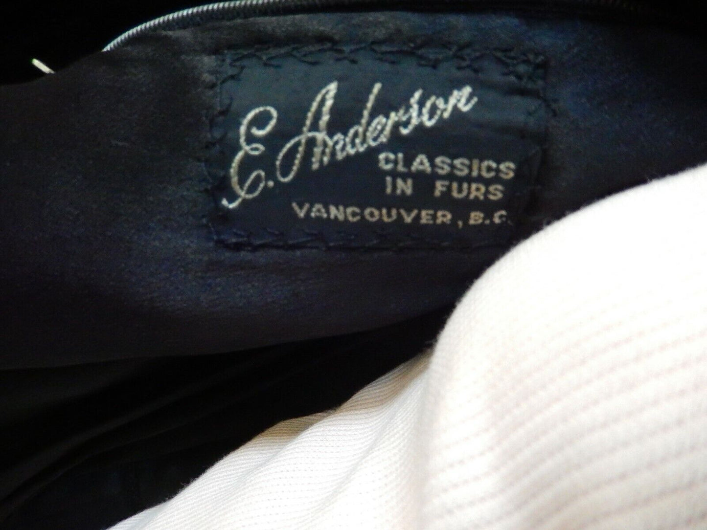 VINTAGE E. ANDERSON QUALITY SHEARED BLACK RABBIT COAT VANCOUVER B.C. Size 13-14