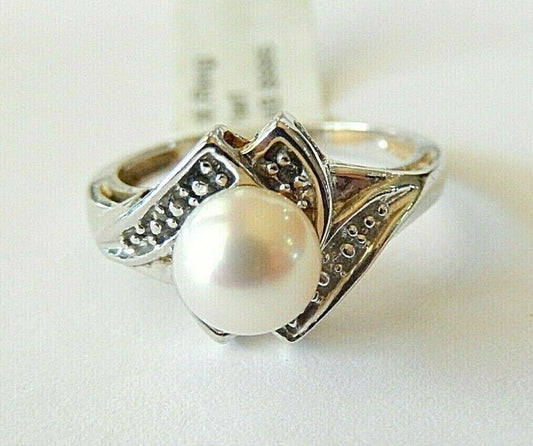10K White Gold 7mm Round Pearl & Diamond Ladies Ring  Size 7.5