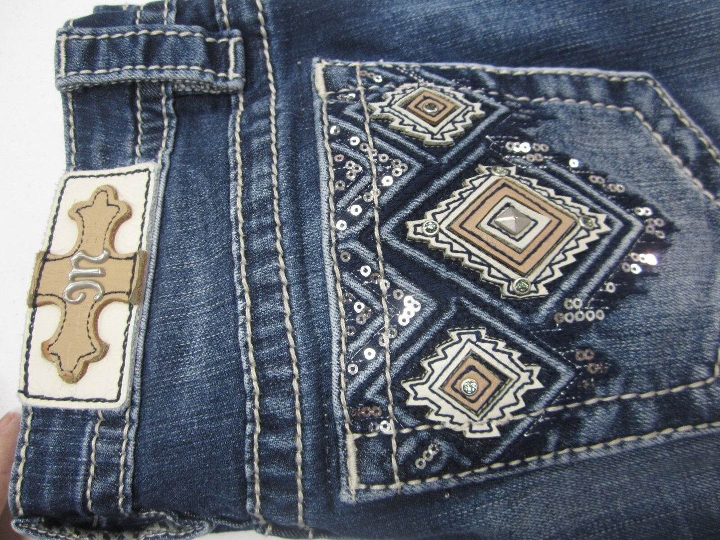 NWOT MISS ME JEANS M8962B MED BLUE WASH BOOT CUT DESIGN JEANS SIZE 26 x 33